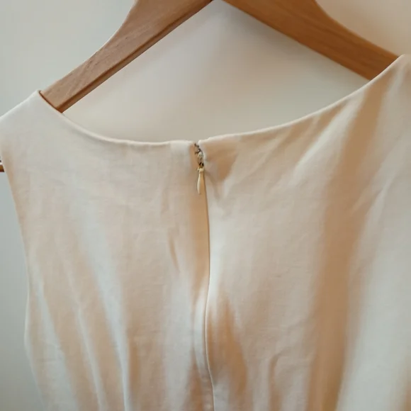 le chateau White Pleated Bodycon Sheath Midi Dress (S) - Picture 6 of 8